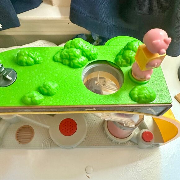 Despicable Me Mineez Dru's Super Lair Minion Playset, Sounds - Picture 3 of 10